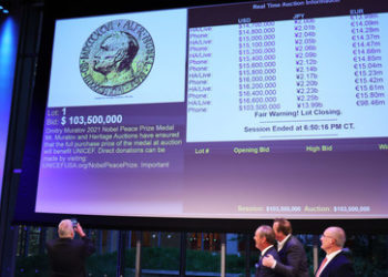 Rekorderlös: Friedensnobelpreisträger Muratow ließ Medaille für ukrainische Kinder versteigern