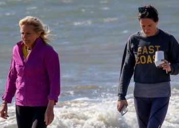 Russland verbietet Jill Biden und Tochter Ashley die Einreise in das Land