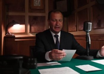 Sanktionskrieg gegen das Kriegsmuseum: Westen setzt russischen Museumsleiter auf Sanktionsliste