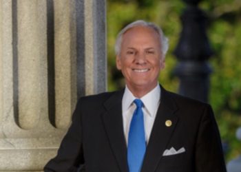 South Carolina Primary: Gouverneur Henry McMaster gewinnt GOP-Nominierung