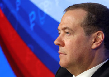 Will Deutschland vom Untergang der Ukraine profitieren? Ex-Präsident Medwedew kritisiert Scholz