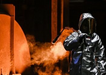 "Leichter umzusetzen als Rente mit 70": BDI-Chef für 42-Stunden-Woche