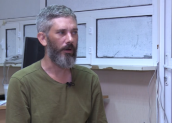 "Mit Propaganda ins Land gelockt" – US-Söldner schildern RT ihr ukrainisches "Kriegsabenteuer"