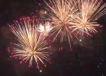 Orlando wirbt für Feuerwerk, indem es sagt, dass die Leute „wahrscheinlich unsere Nation jetzt nicht feiern wollen“, weil es voller „Hass“ ist