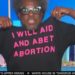 CNN-Moderator trägt T-Shirt mit der Aufschrift „I WILL AID AND ABT ABORTION“ auf Sendung