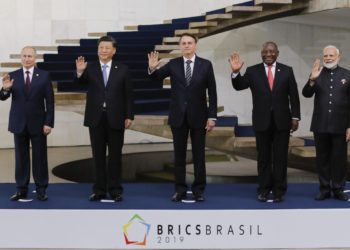 China und Russland wollen US-Dollar durch BRICS-Währungen ersetzen