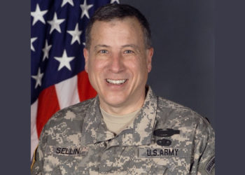 China treibt sein Biowaffenprogramm durch Infiltration von US-Virenlabors voran: Oberst der US-Armee im Ruhestand