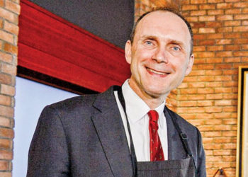 US-Generalkonsul Hanscom Smith verabschiedet sich