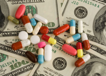 Analyse aus den USA: Pharmakonzerne erhöhten Arzneimittelpreise 2022 um mehr als das Tausendfache