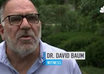 Arzt am Tatort der Massenerschießung bei Parade am 4. Juli im Highland Park beschreibt „schreckliche“ „Kriegs“-Verletzungen von Toten und Überlebenden (Video)