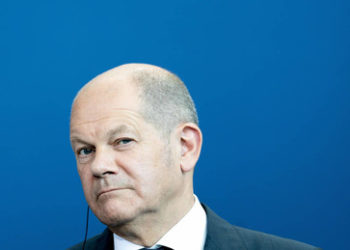 Aufgemerkt!  Eine bisher ungehaltene Rede des deutschen Bundeskanzlers an sein Volk