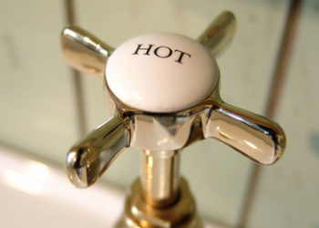 Bei Gas-Mangellage: Warmwasser soll in Hamburg für Privathaushalte rationiert werden