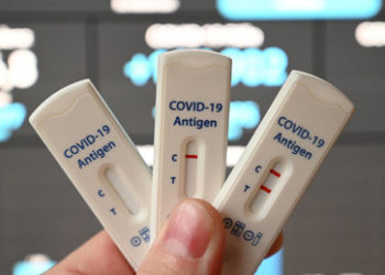 Bruder von Olaf Scholz kritisiert Corona-Politik: "Wir testen uns in Deutschland zu Tode"