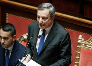 Draghi vor dem Aus: Misstrauensvotum bestanden, aber Zustimmung schwach