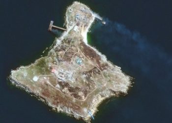 Eingeständnis aus Kiew: Ukrainische Flagge nur aus der Luft über Schlangeninsel abgeworfen