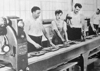 Fließband nicht schnell genug: Musk lässt Tesla-Produktion in Grünheide für Umbau stoppen