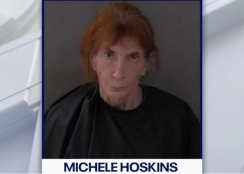 Frau verhaftet, weil sie den Leichnam ihrer toten Mutter im Gefrierschrank versteckt hatte, damit sie ihre Invaliditätsprüfungen abholen konnte