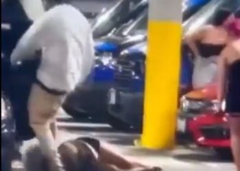 Grausiger Angriff, der keine Schlagzeilen machen wird: Frau in Hollywood-Garage bewusstlos geschlagen und dann in den Kopf getreten