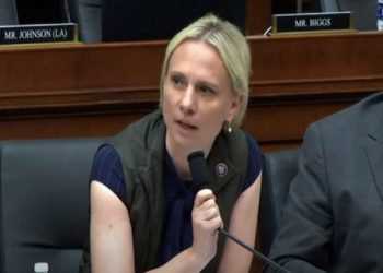 Indiana Republican Rep. Victoria Spartz liefert EPIC-Verteidigung der zweiten Änderung (VIDEO)