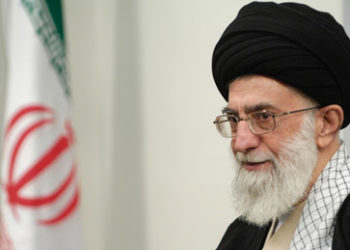 Irans Oberster Führer warnt Erdoğan vor einem Militärschlag gegen Syrien