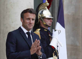 Macrons Frankreich: Kriegsgetrommel zur Ablenkung von der Wirtschaftskrise