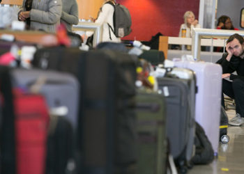 Medienberichte: Das Kofferchaos auf den europäischen Flughäfen wird zunehmend zu einem "Airmageddon"