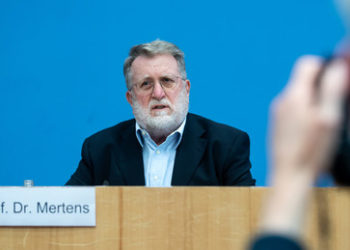 Neue Arbeitsgruppe soll Kommunikation zwischen STIKO und Lauterbach auf Linie bringen