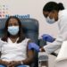 New Yorker Krankenschwester „gedemütigt“, die Freiheitsmedaille des Präsidenten für den ersten COVID-Impfstoff zu erhalten