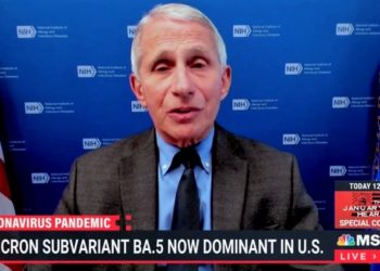 Pünktlich zu den Midterms: Dr. Fauci: Wir können diese Pandemie nicht einfach „hinter uns lassen“ (VIDEO)