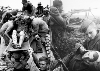 Scott Ritter: Hitlers Invasion und Pearl Harbor – Über die nationale Identität Russlands und der USA