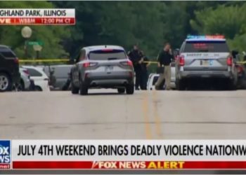 UPDATE: Schütze „nahm erhöhte Position“ möglicherweise auf dem Dach ein, um auf die Menschenmenge im Highland Park zu schießen Parade am 4. Juli – Mindestens 9 Schüsse – Polizei beschreibt AKTIVE SCHÜTZENSITUATION