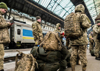 Ukrainische Armee verliert monatlich 20.000 Soldaten, Kiew sucht neue Rekrutierungsmöglichkeiten