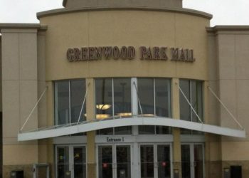 „Echter Held des Tages“: Bewaffneter Bürger erschossen und Mann mit Gewehr getötet, der im Food Court der Indiana Mall auf Menschen schoss: Polizei;  Opfer: 3 Tote, 2 Verwundete