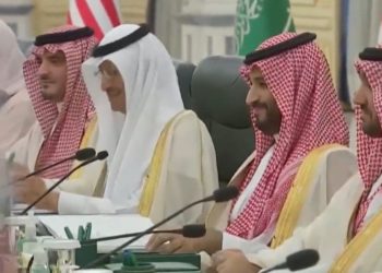 „Präsident Biden, ist Saudi-Arabien immer noch ein Paria?“  – Saudische Delegation lacht, als Reporter Joe Biden demütigt (VIDEO)