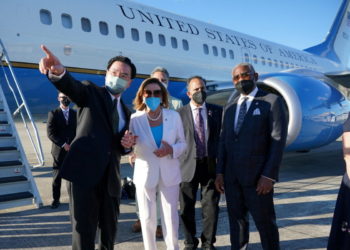 Laut Taiwan führen chinesische Flugzeuge und Schiffe Angriffssimulationsübungen durch