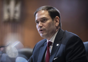 Senator versucht, die autoritären Ambitionen der KPCh aufzudecken