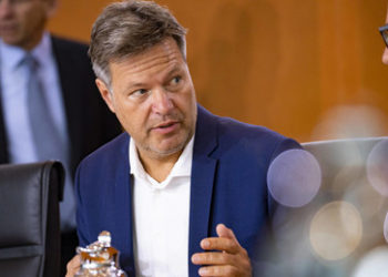 Dummheit oder Plan? Eine ganz gewöhnliche Verschwörungstheorie