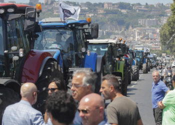 EU-Vorgabe zu Pflanzenschutzmitteln: Deutsche Landwirte kündigen heftige Proteste an