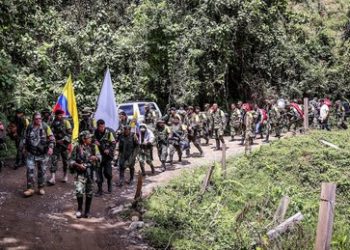 FARC-Splittergruppen wollen mit Kolumbiens gewähltem Staatschef Waffenruhe aushandeln