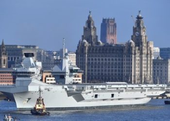 Großbritanniens größtes Kriegsschiff und NATO-Flaggschiff erneut havariert