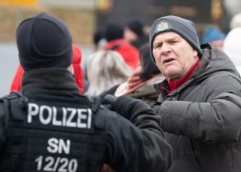 Kleiner Sieg für die Freiheit: Die Polizei kann "die Bürger mal kreuzweise" – in Zittau