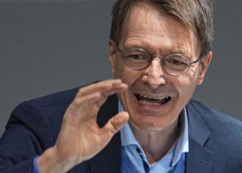 Lauterbach attackiert Ex-Kanzler Schröder und bezeichnet Putin als "Schlächter"