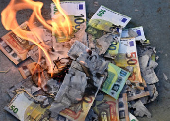 Milliardenverluste für westliche Gläubiger – Ukraine kann Kredite nicht mehr bedienen