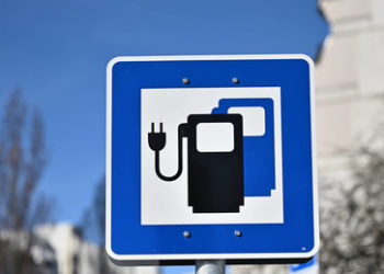 Supercharger-Ladestationen von Tesla sind in Deutschland illegal