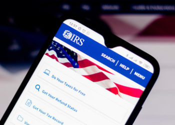 US-Bundessteuerbehörde stellt Mitarbeiter ein, die bereit sind, "scharf zu schießen"