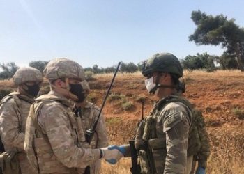 Ukrainischer Magnat und die Nusra-Front: Billigarbeiter und Söldner im Tausch für westliche Waffen