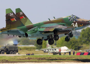 Weißrusslands Luftwaffe und Flugabwehr üben im Inland und in Russland