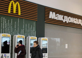 Westliche Sanktionen sind für Moskau "großartig" – ein US-Ökonom analysiert