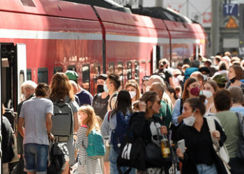 "Gratismentalität"? Dekadente deutsche Obrigkeit zelebriert Armenverachtung