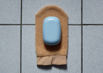 "Waschlappen-Performance" – Kritik an Energiespartipps angesichts massiver Preissteigerungen